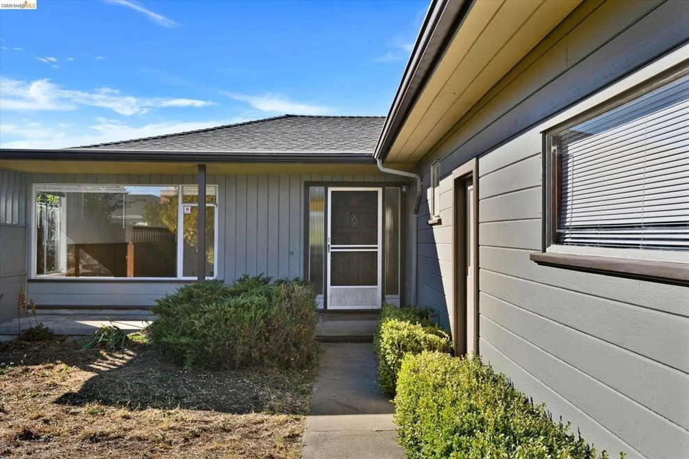 Unit for sale at 860 Marin Rd, El Sobrante, CA 94803