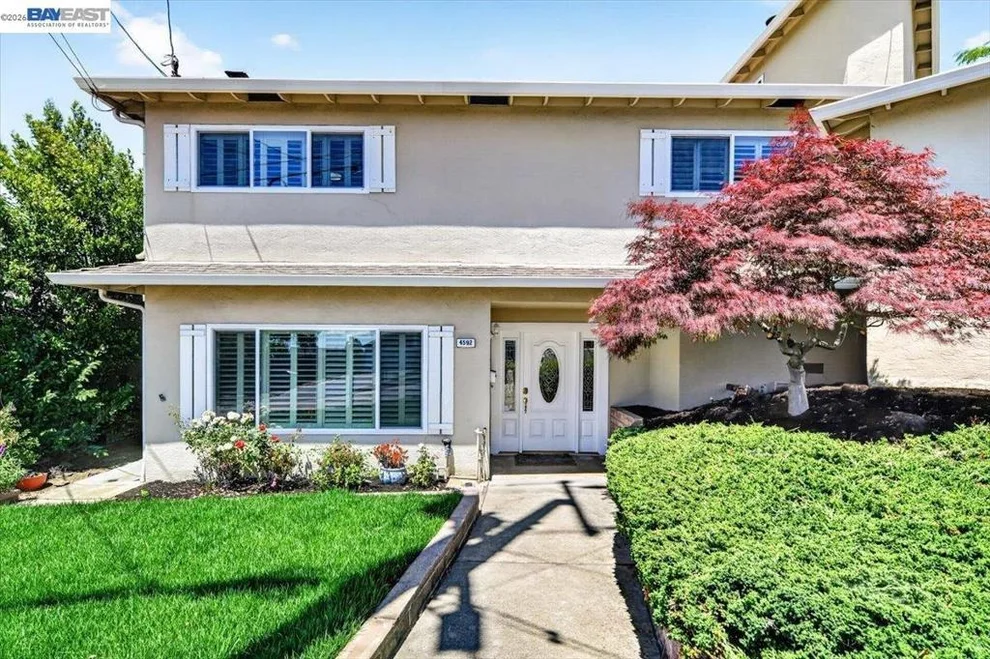 Unit for sale at 4592 Edwards Ln, Castro Valley, CA 94546