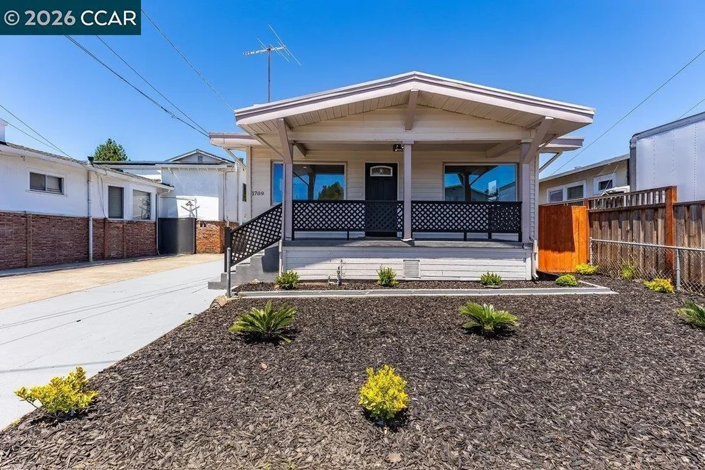 Unit for sale at 1709 Auseon Ave, Oakland, CA 94621