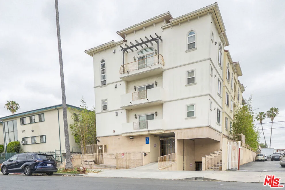 Unit for sale at 309 S Mariposa Avenue, Los Angeles, CA 90020