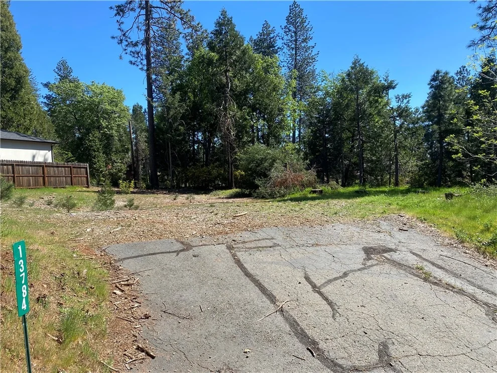 Unit for sale at 13784 Curtis Court, Magalia, CA 95954