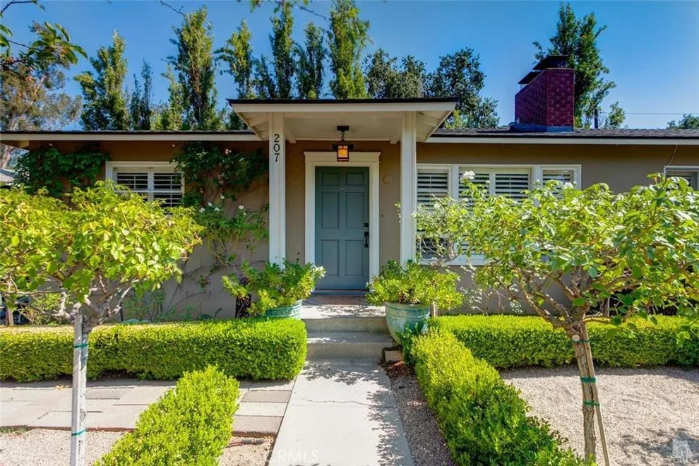 Unit for sale at 205 207 E OAK Street, Ojai, CA 93023