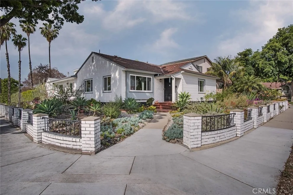 Unit for sale at 3637 Iroquois Avenue, Long Beach, CA 90808