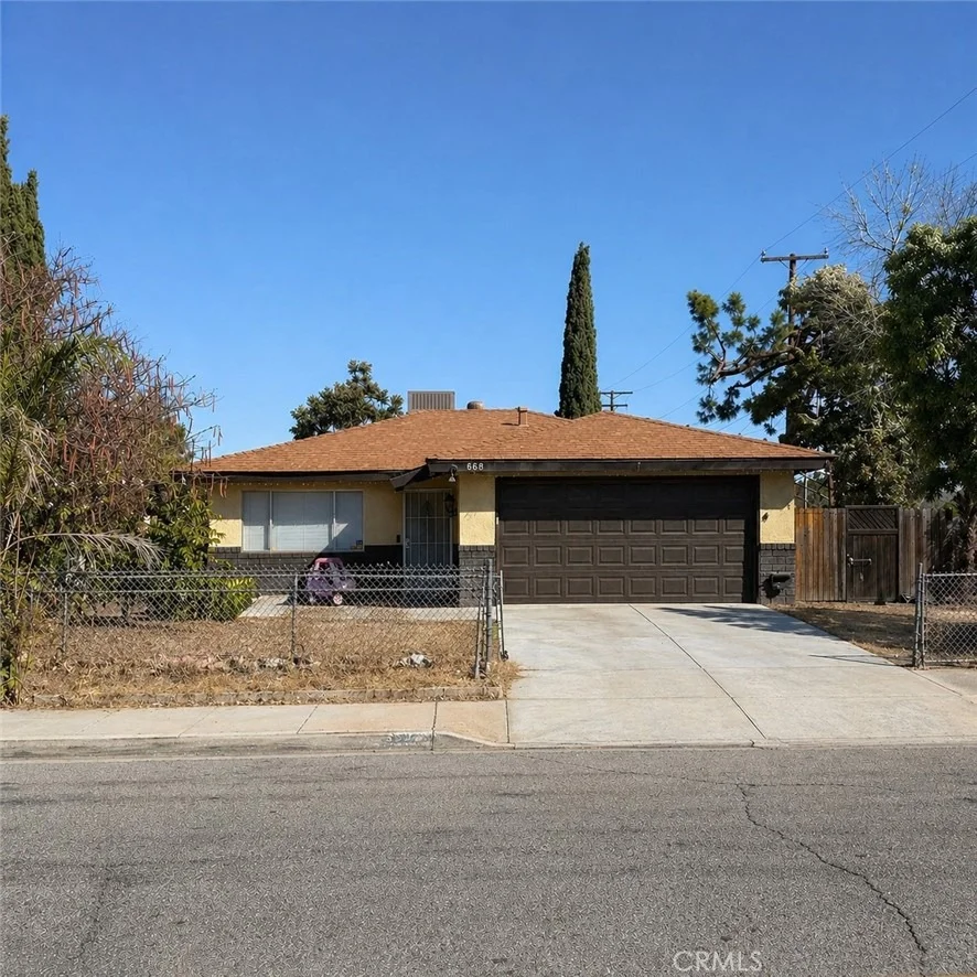 Unit for sale at 802 E Main Street, San Jacinto, CA 92583