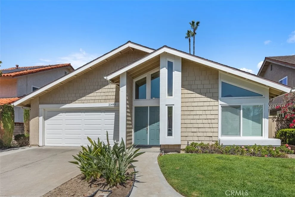 Unit for sale at 21485 Camino Trebol, Lake Forest, CA 92630