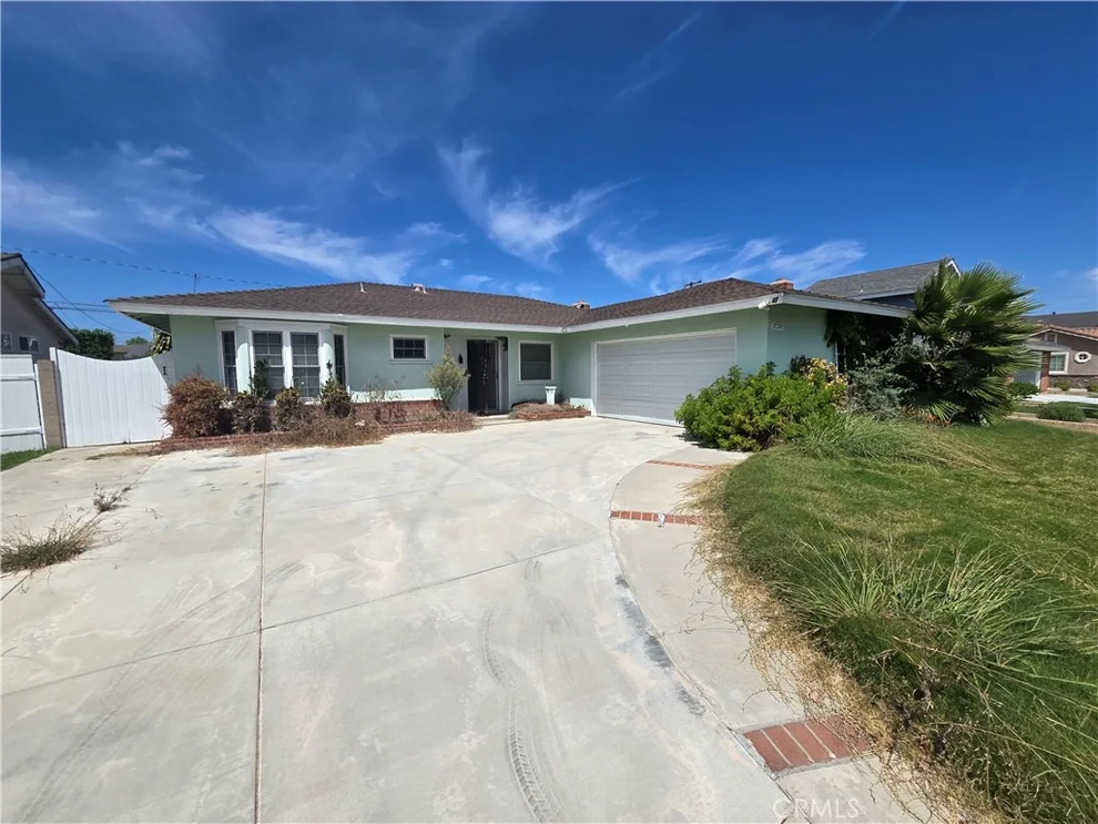 Unit for sale at 17391 Elm Street, Fountain Valley, CA 92708