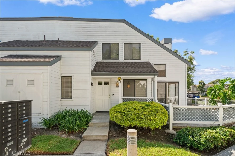 Unit for sale at 97 Fallingstar, Irvine, CA 92614