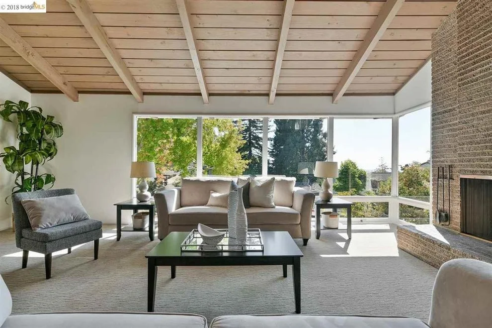 Unit for sale at 148 Sandringham Rd, Piedmont, CA 94611