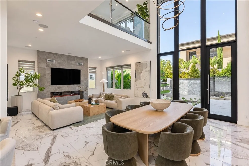 Unit for sale at 61 Iluna, Irvine, CA 92618