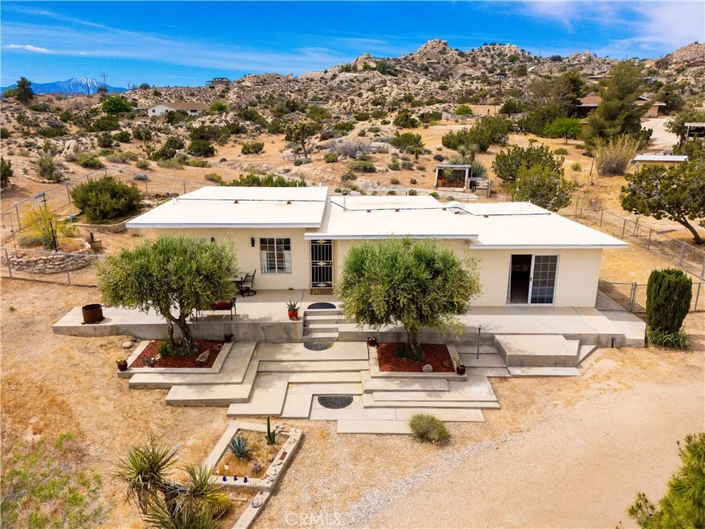 Unit for sale at 56833 Oakwood, Yucca Valley, CA 92284