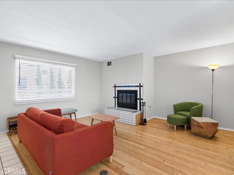 Unit for sale at 1418 E Florida Street, Long Beach, CA 90802