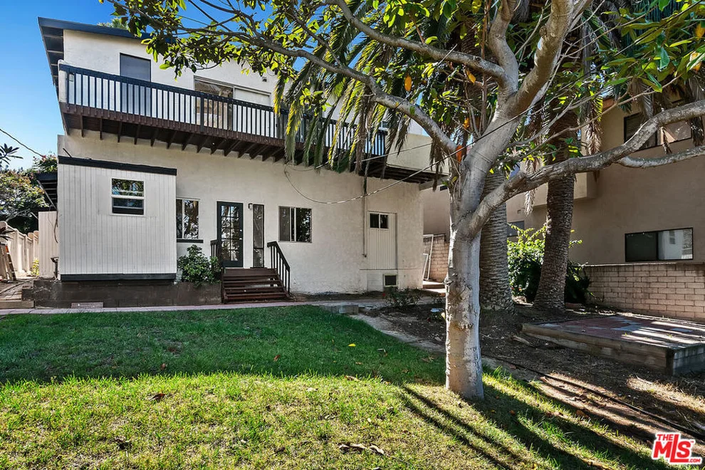 Unit for sale at 1315 17th Street, Manhattan Beach, CA 90266