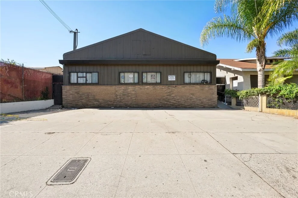 Unit for sale at 6013 State Street, Huntington Park, CA 90255