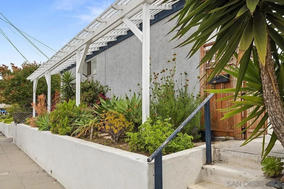 Unit for sale at 3717 19 Crane Pl, San Diego, CA 92103