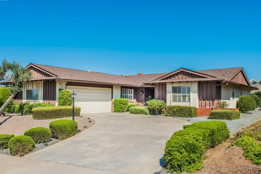 Unit for sale at 16553 Casero Road, San Diego, CA 92128