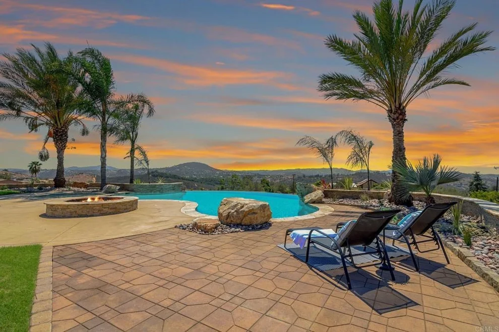 Unit for sale at 31488 Via Vista Mejor, Valley Center, CA 92082