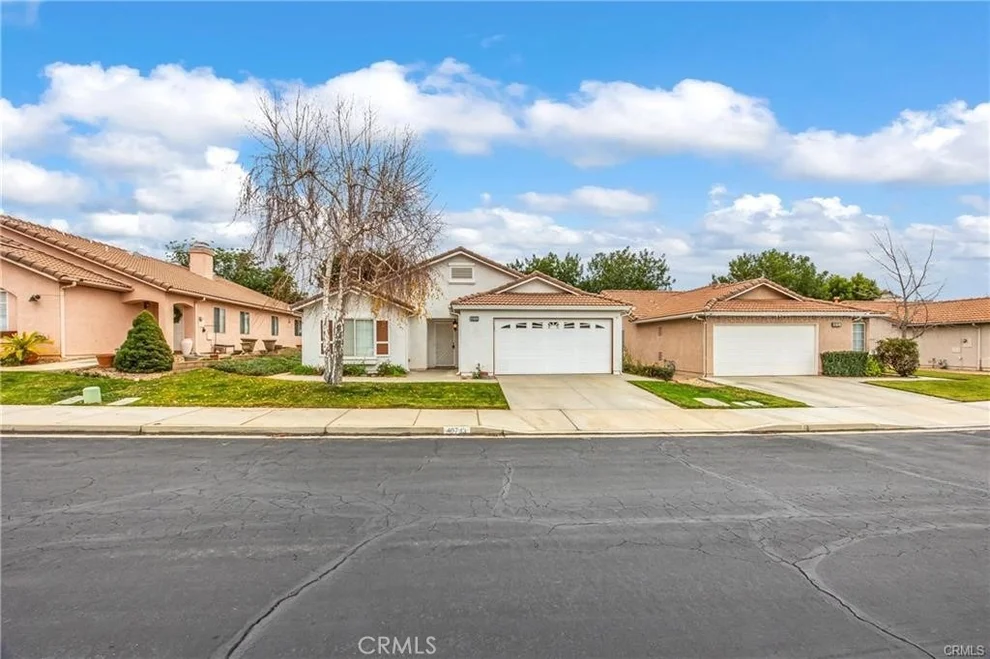 Unit for sale at 40793 Caballero, Cherry Valley, CA 92223