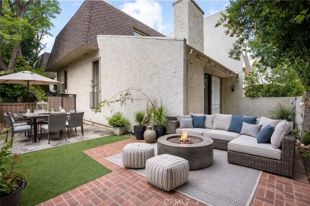 Unit for sale at 6121 Shoup Ave #35, Woodland Hills, CA 91367
