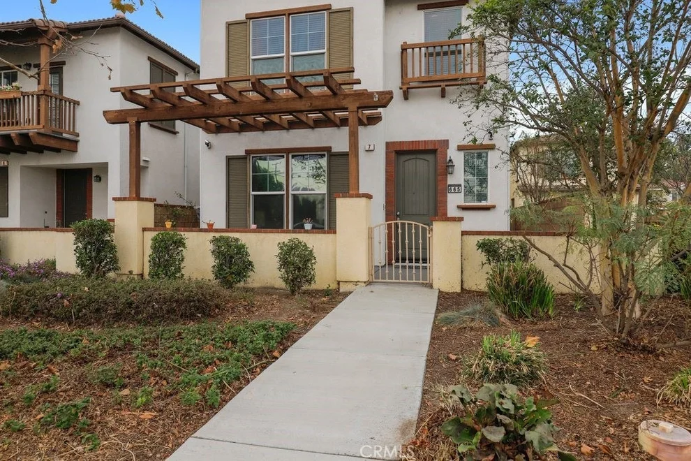 Unit for sale at 665 E Riverside Drive, Ontario, CA 91761