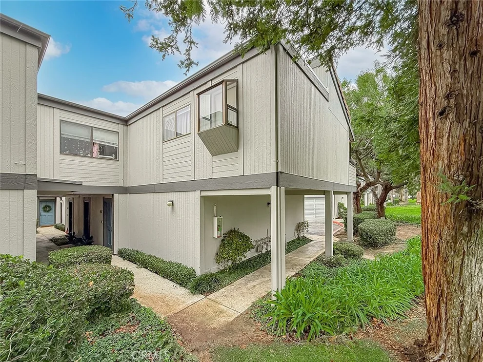 Unit for sale at 6542 Stoney View, Simi Valley, CA 93063