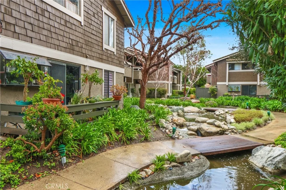 Unit for sale at 125 Streamwood, Irvine, CA 92620