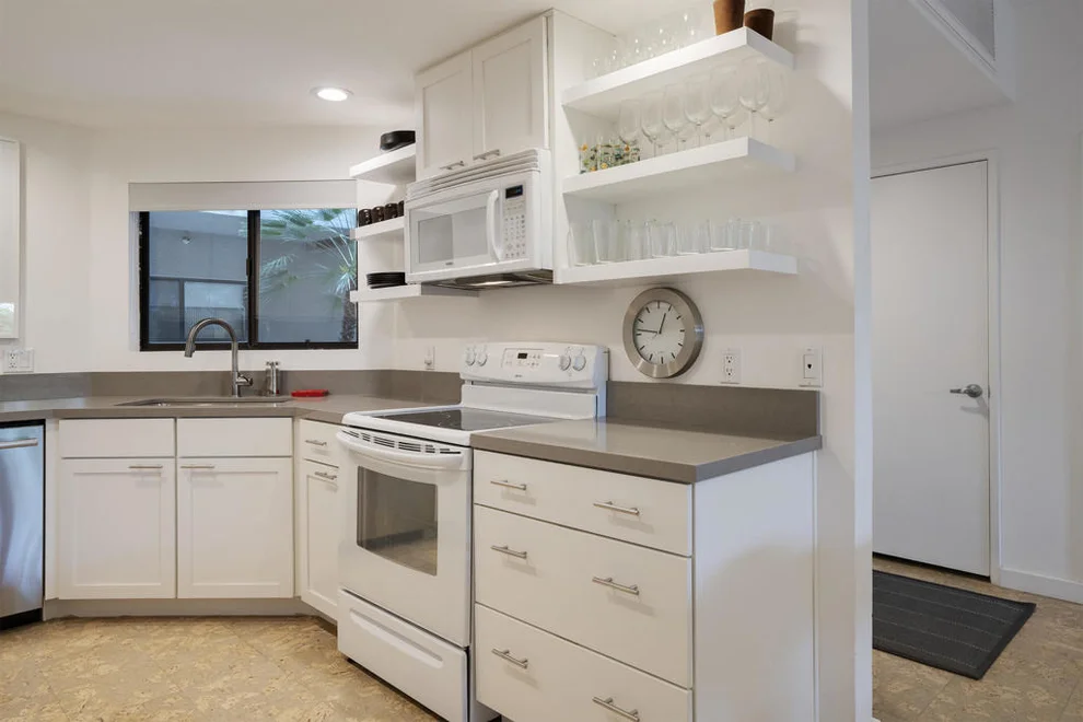 Unit for sale at 255 S Avenida Caballeros, Palm Springs, CA 92262