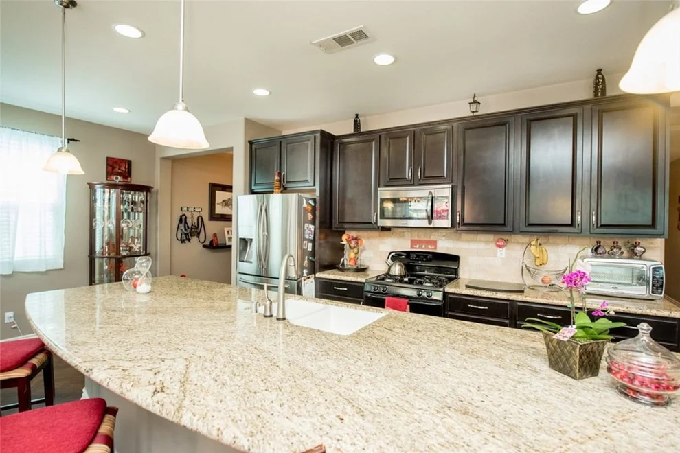 Unit for sale at 10885 Clover Circle, Corona, CA 92883
