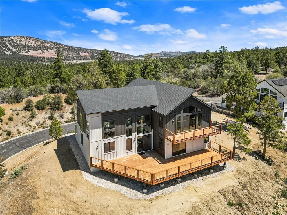 Unit for sale at 506 Woodbridge Drive, Big Bear City, CA 92314