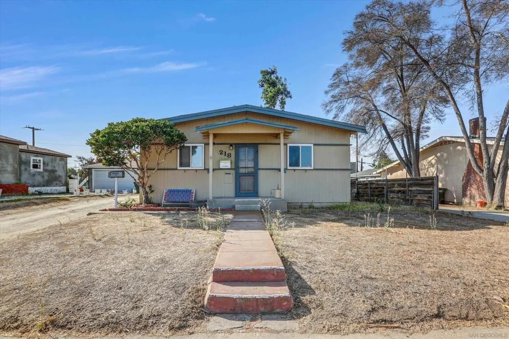 Unit for sale at 216 218 Alvarado St., Chula Vista, CA 91910
