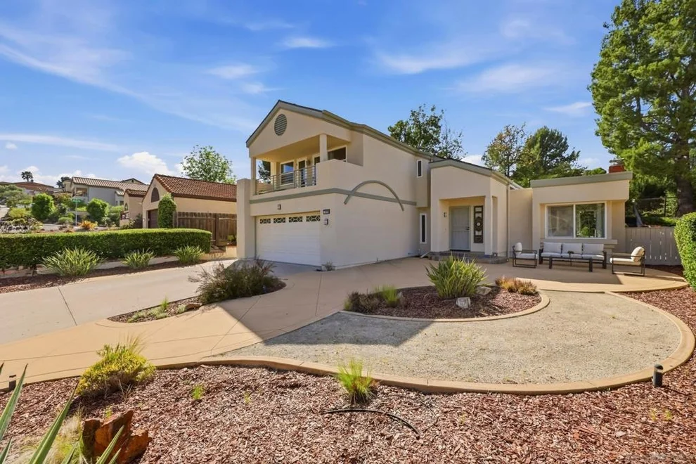 Unit for sale at 17876 Aguamiel, San Diego, CA 92127