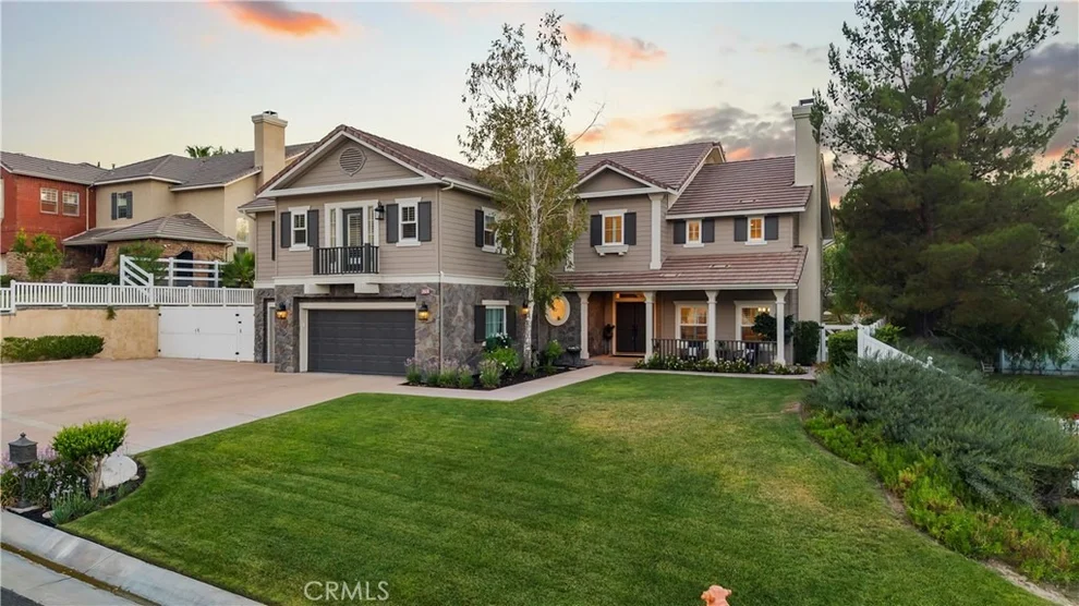 Unit for sale at 15260 Saddleback Road, Canyon Country, CA 91387