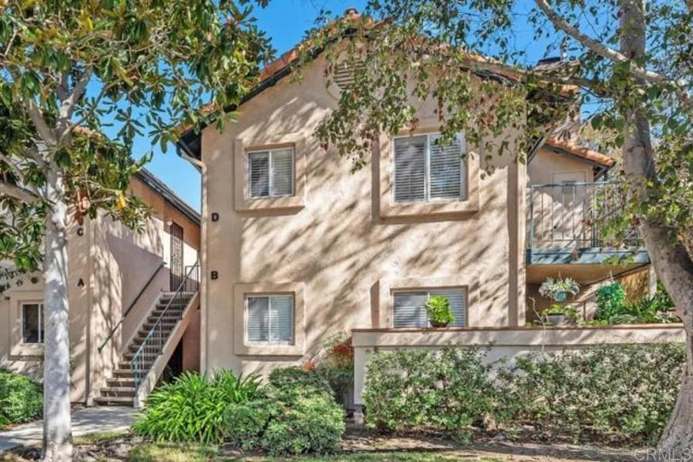 Unit for sale at 11325 Avenida De Los Lobos Unit D, San Diego, CA 92127
