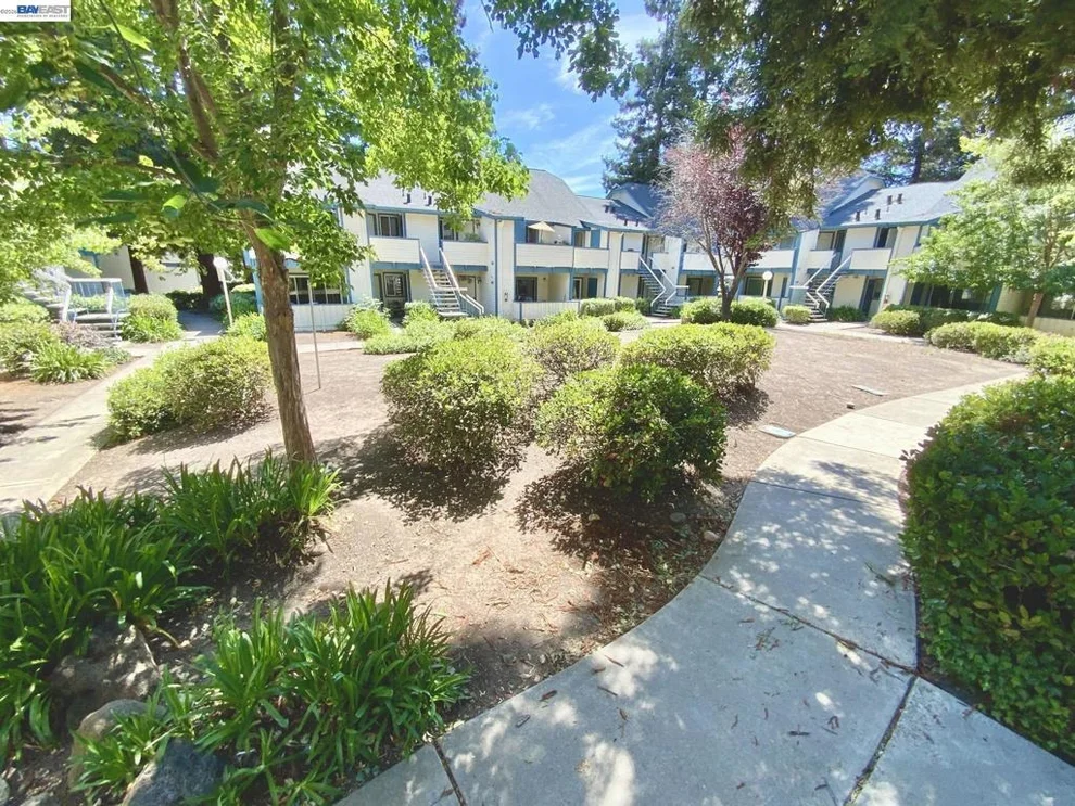 Unit for sale at 404 Sequim Cmn, Fremont, CA 94539