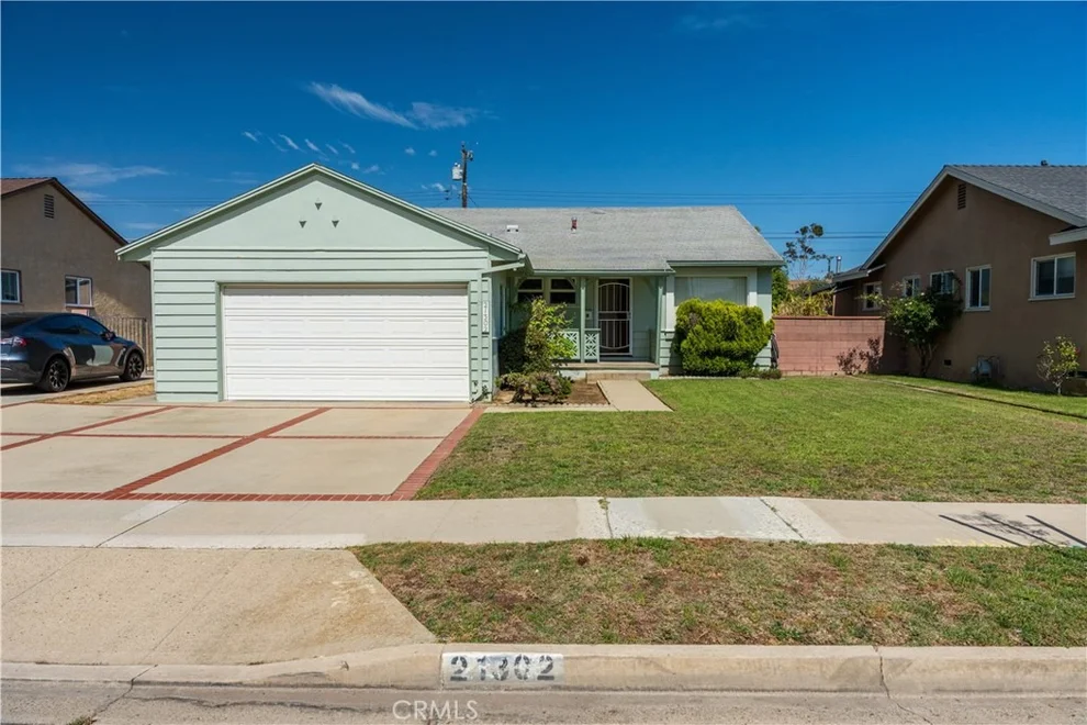 Unit for sale at 21302 Kent, Torrance, CA 90503