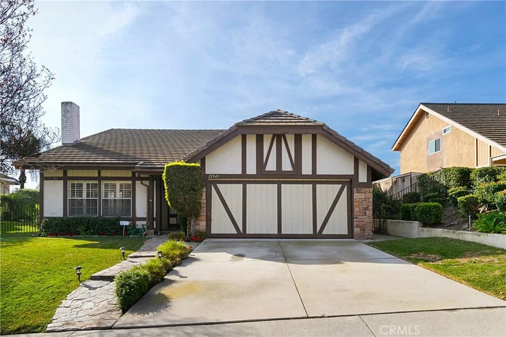 Unit for sale at 21341 Autumnwood, Lake Forest, CA 92630