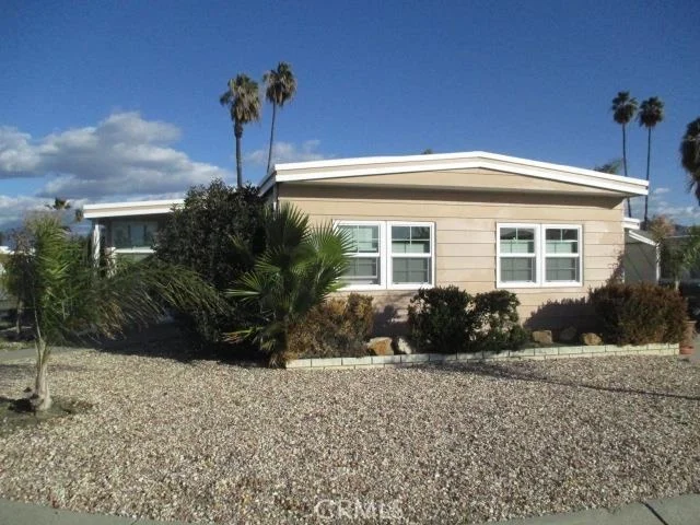 Unit for sale at 870 San Mateo Circle, Hemet, CA 92543