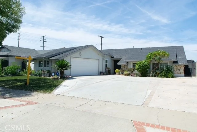 Unit for sale at 121 E Chestnut, Orange, CA 92867