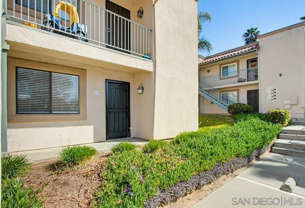 Unit for sale at 32024 Del Cielo Oeste, Bonsall, CA 92003