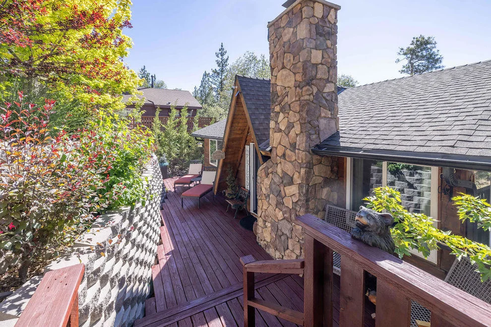 Unit for sale at 1126 Crags Lane, Fawnskin, CA 92333