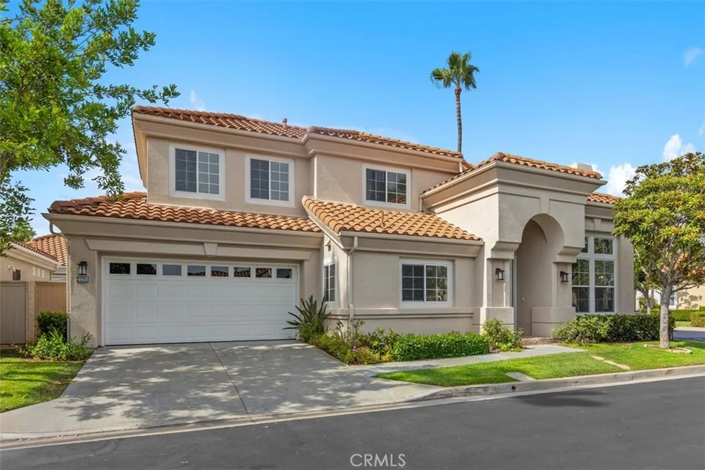 Unit for sale at 21285 Mazatlan, Mission Viejo, CA 92692