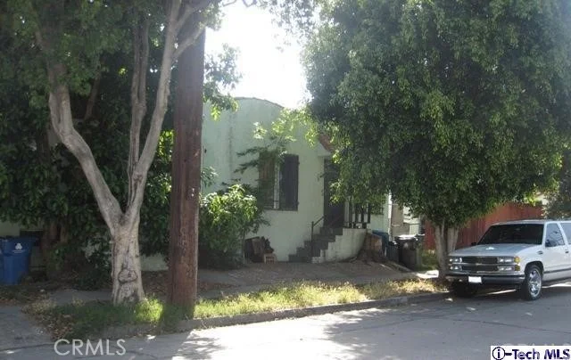 Unit for sale at 1876 1878 Ripple Street, Los Angeles, CA 90039