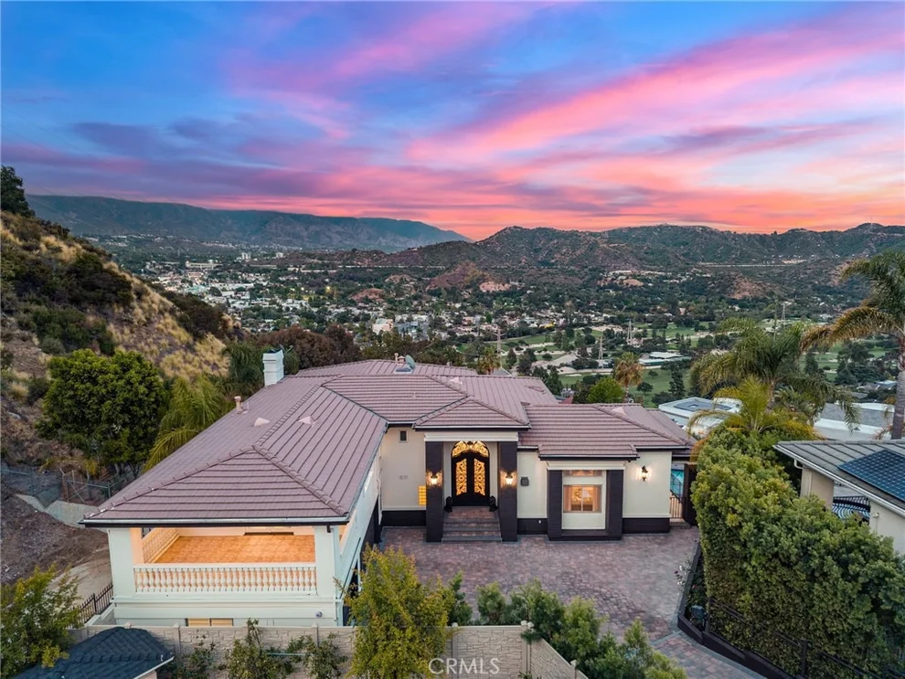Unit for sale at 3426 Ayars Canyon Way, Glendale, CA 91208
