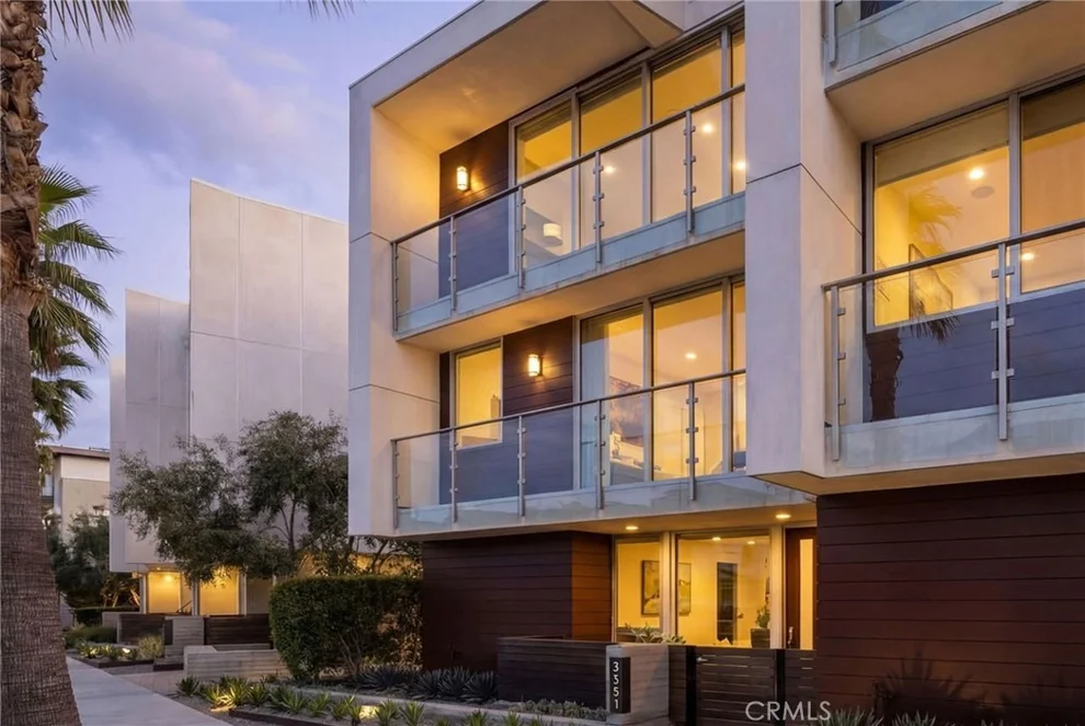 Unit for sale at 3351 Via Lido, Newport Beach, CA 92663