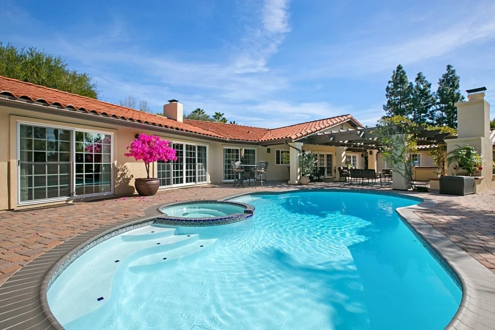 Unit for sale at 17380 Via Cuatro Caminos, Rancho Santa Fe, CA 92067