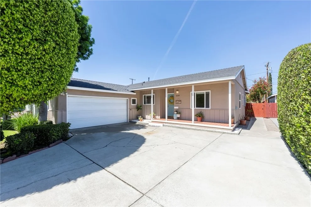 Unit for sale at 1519 Victoria, Fullerton, CA 92831