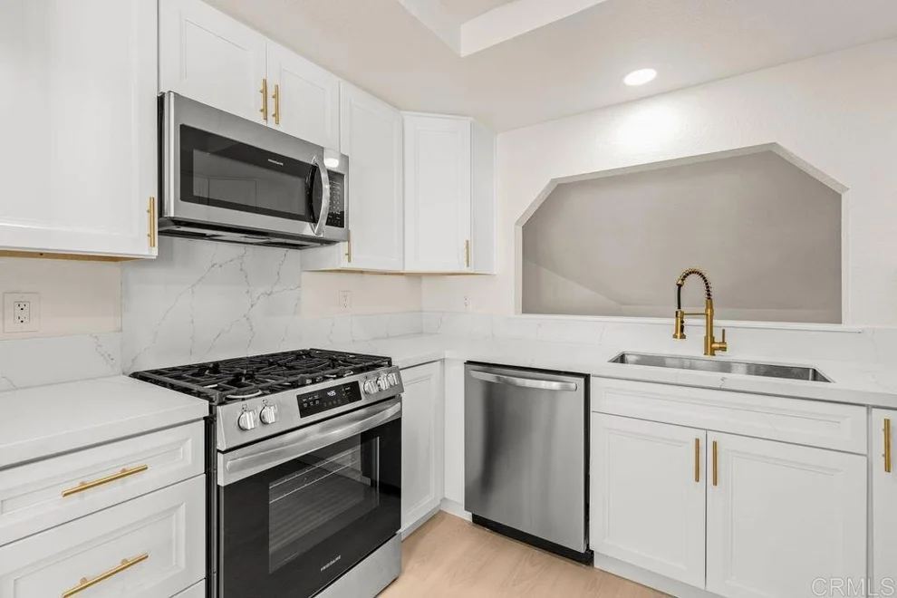 Unit for sale at 12074 Calle De Leon, El Cajon, CA 92019