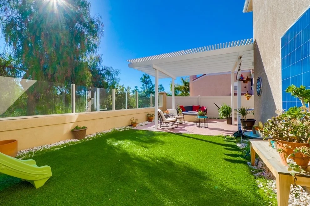 Unit for sale at 933 Caminito Estrella, Chula Vista, CA 91910