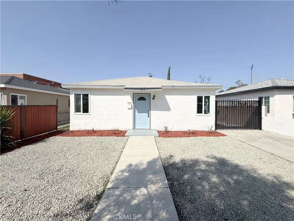 Unit for sale at 619 E 116th Street, Los Angeles, CA 90059
