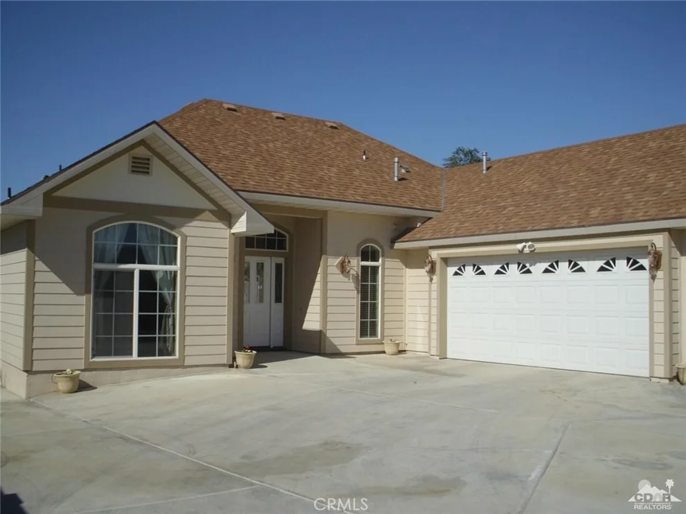 Unit for sale at 33425 Acapulco, Thousand Palms, CA 92276