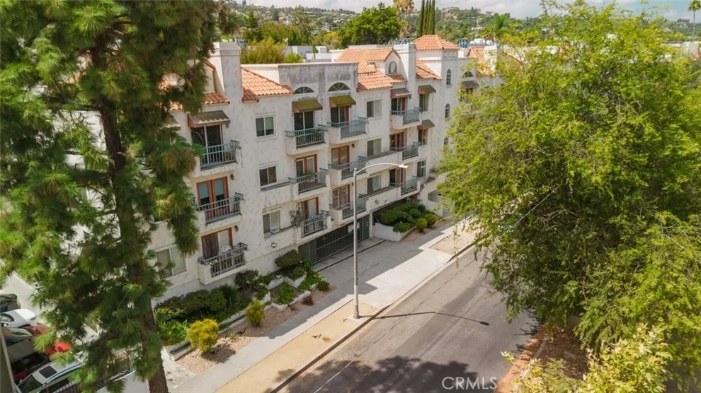 Unit for sale at 13220 Valleyheart Drive, Studio City, CA 91604